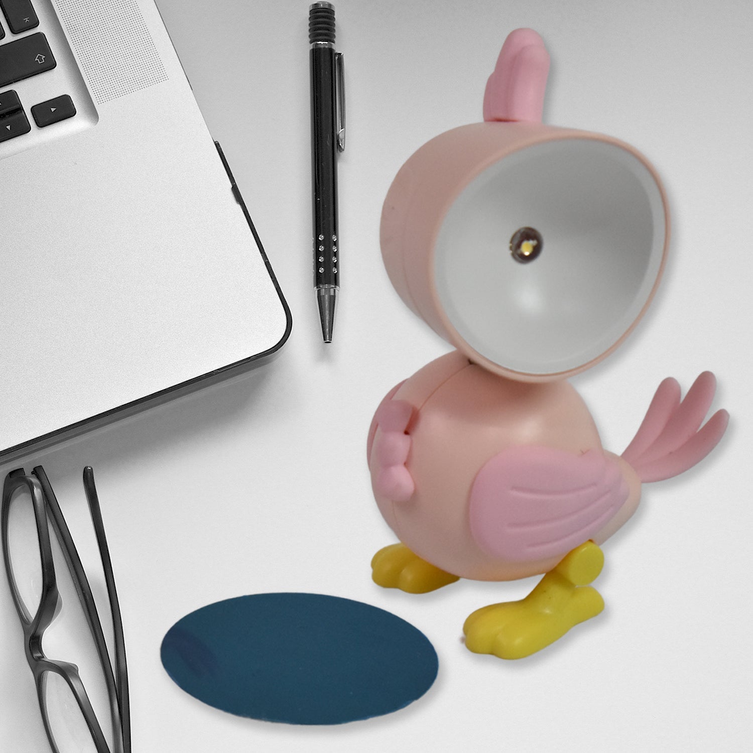 Magnetic Parrot Shape Night lamp (Battery Included / 1 Pc) Magnetic Parrot Shape Night lamp (Battery Included / 1 Pc)